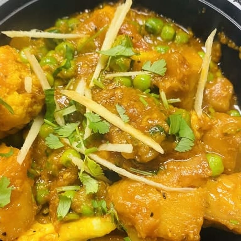 Experience Our Flavorful Curry